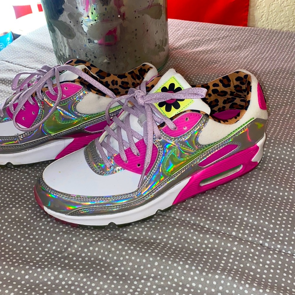 Like new limited edition air max 90s size 8.5 lime green pink and leopard.
